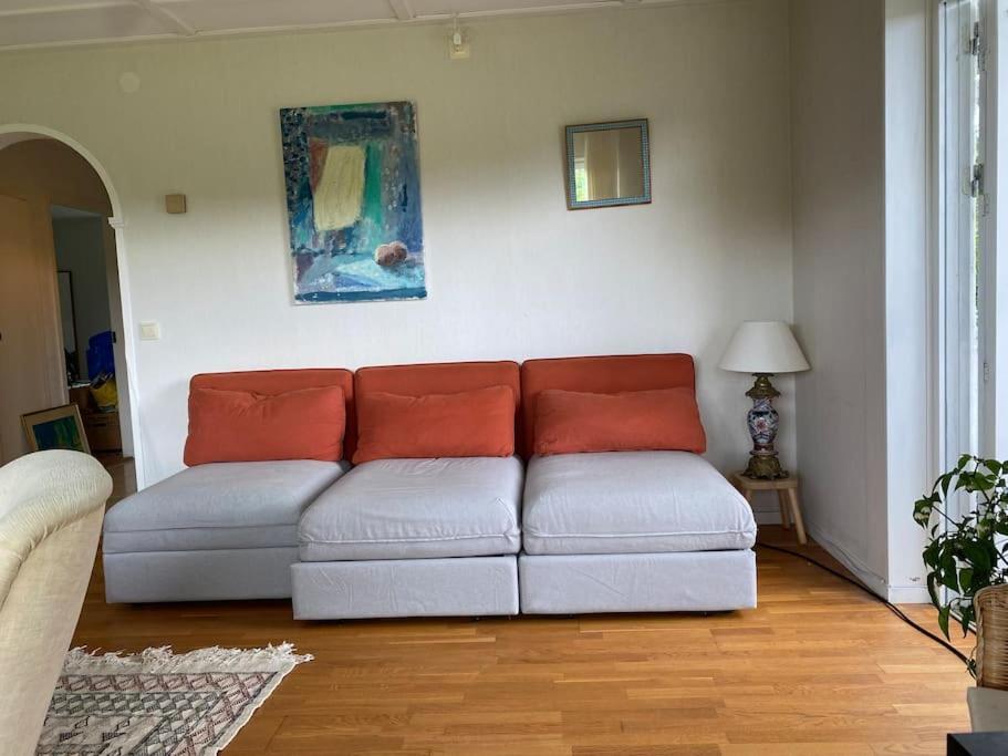 Apartment Right Next To The Golf Course And With The Ocean Just Around The Corner Ljungskile Bagian luar foto
