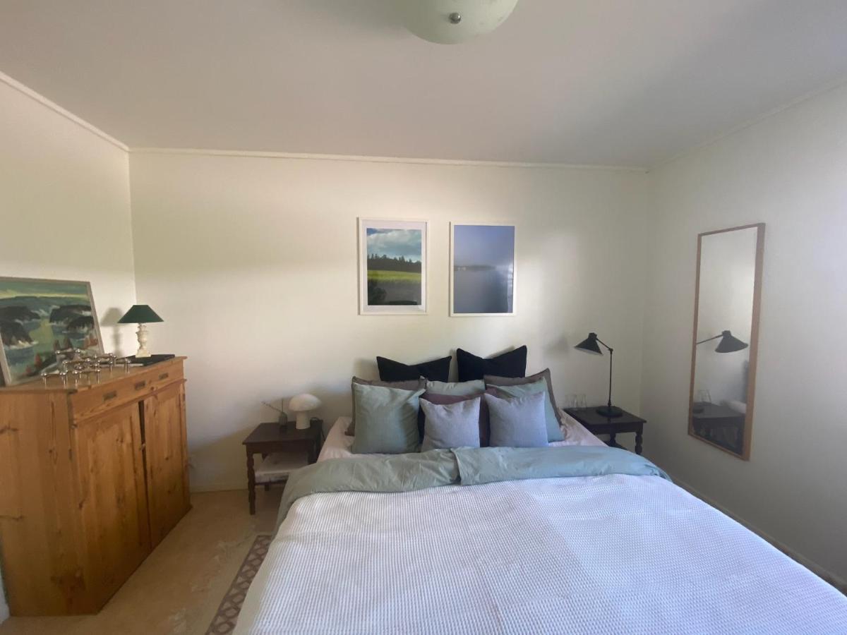 Apartment Right Next To The Golf Course And With The Ocean Just Around The Corner Ljungskile Bagian luar foto