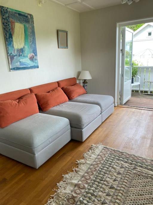 Apartment Right Next To The Golf Course And With The Ocean Just Around The Corner Ljungskile Bagian luar foto