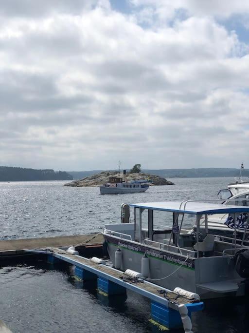 Apartment Right Next To The Golf Course And With The Ocean Just Around The Corner Ljungskile Bagian luar foto